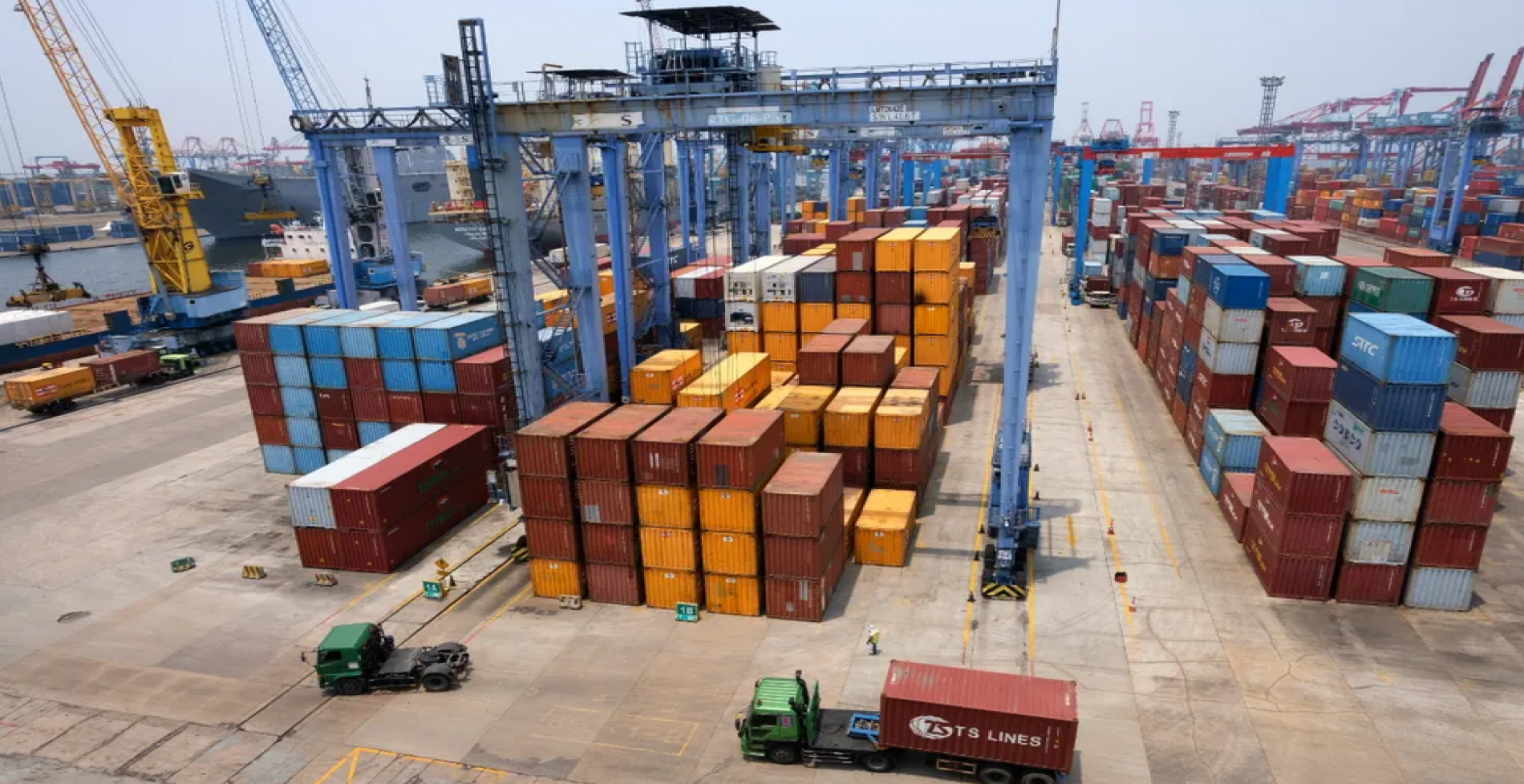 Tarif B/M Kontainer Domestik di Priok per 15 September